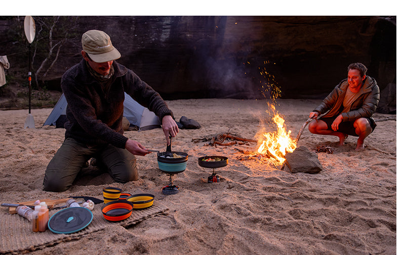 Description || Frontier Ultralight Collapsible Dinnerware Set - (6 Piece)