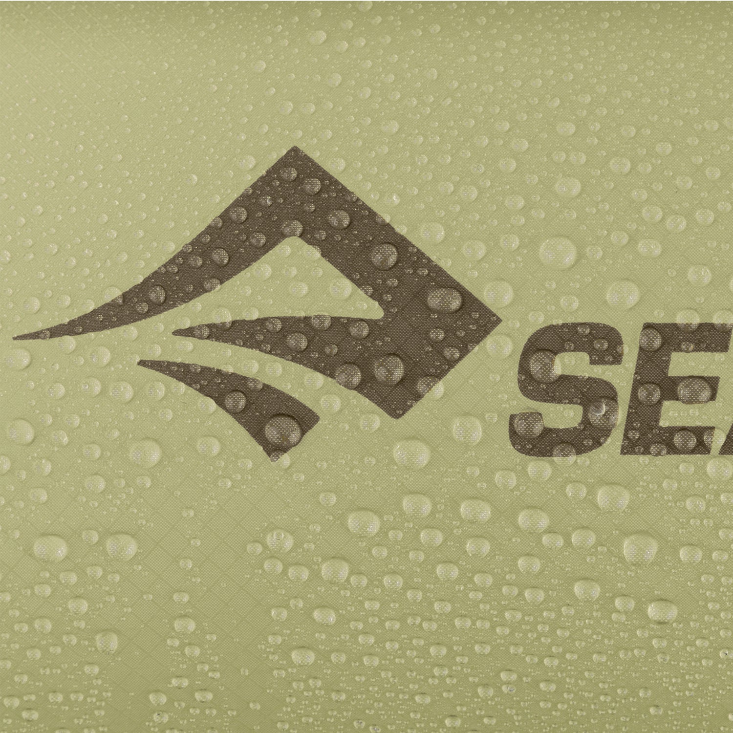 Non-PFAS siliconization sheds moisture