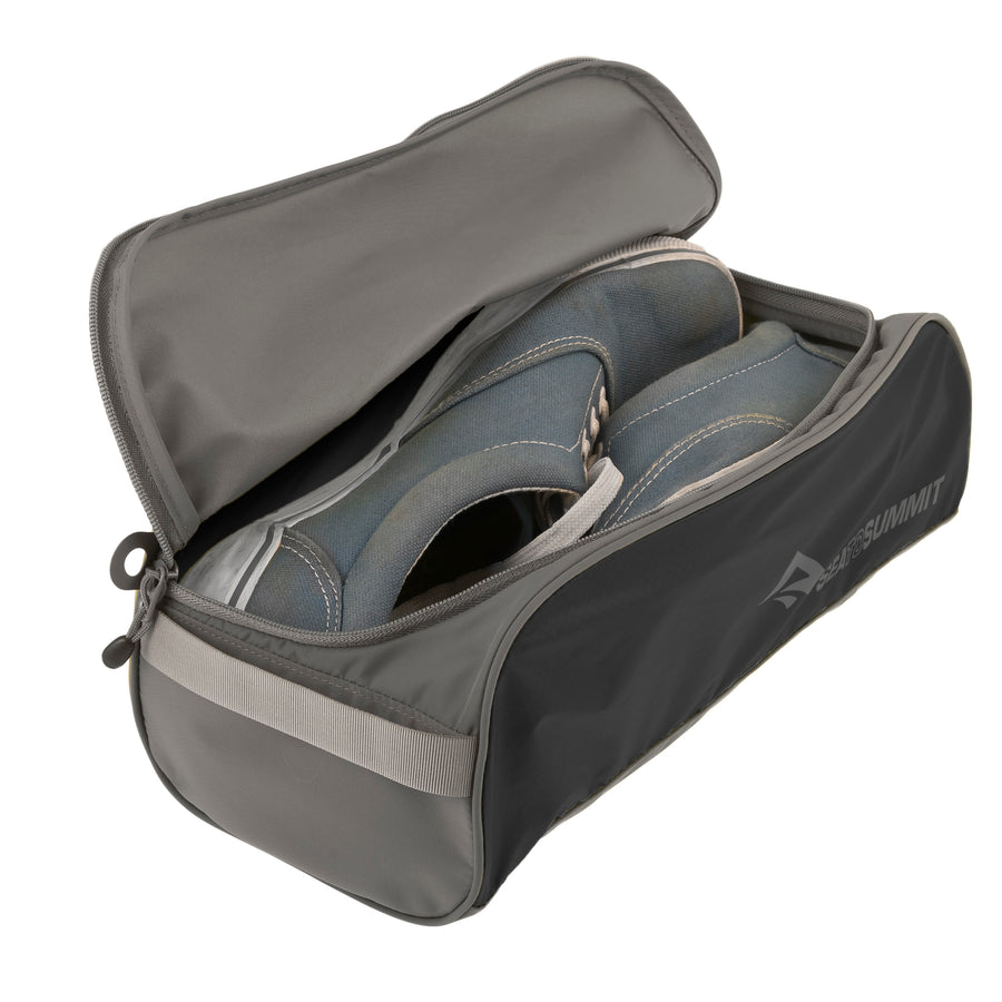 s / black || shoe bag